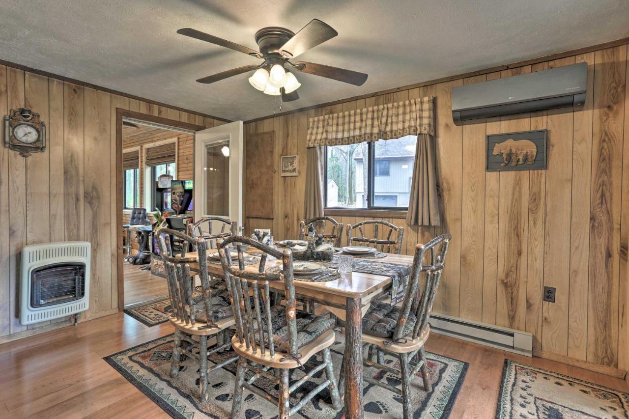 Bear Den Rustic Pocono Lake Home With Game Room! Dış mekan fotoğraf