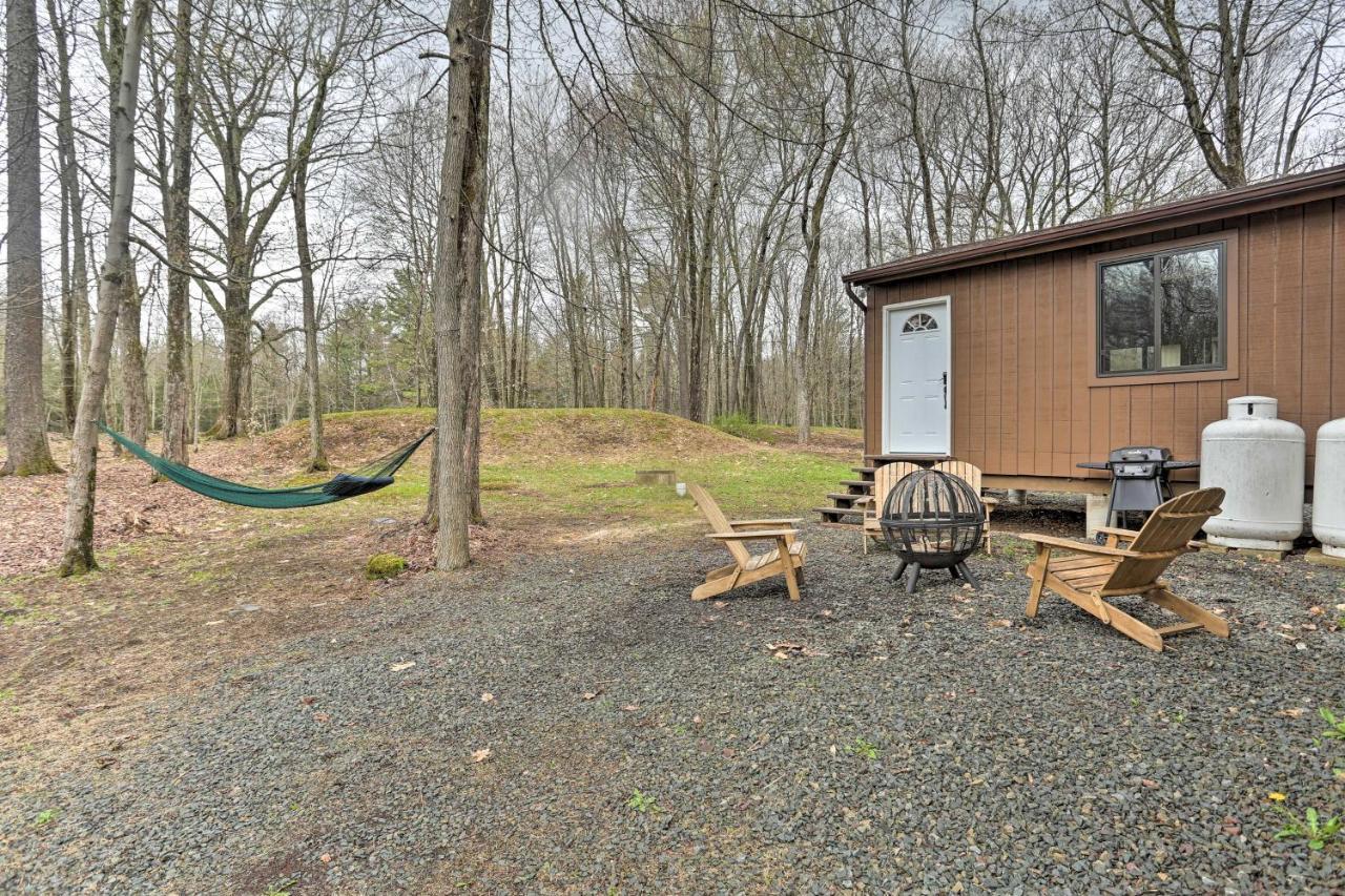 Bear Den Rustic Pocono Lake Home With Game Room! Dış mekan fotoğraf
