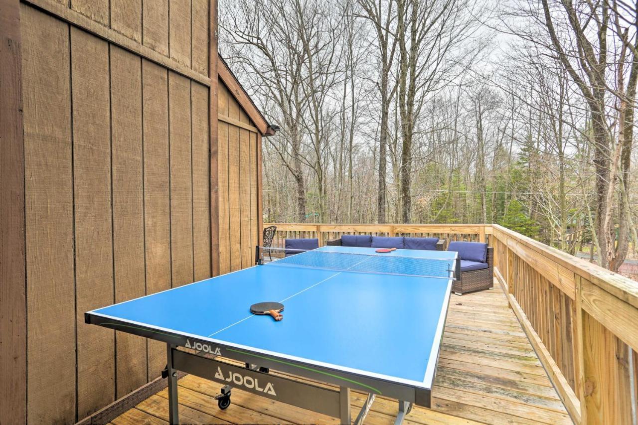 Bear Den Rustic Pocono Lake Home With Game Room! Dış mekan fotoğraf